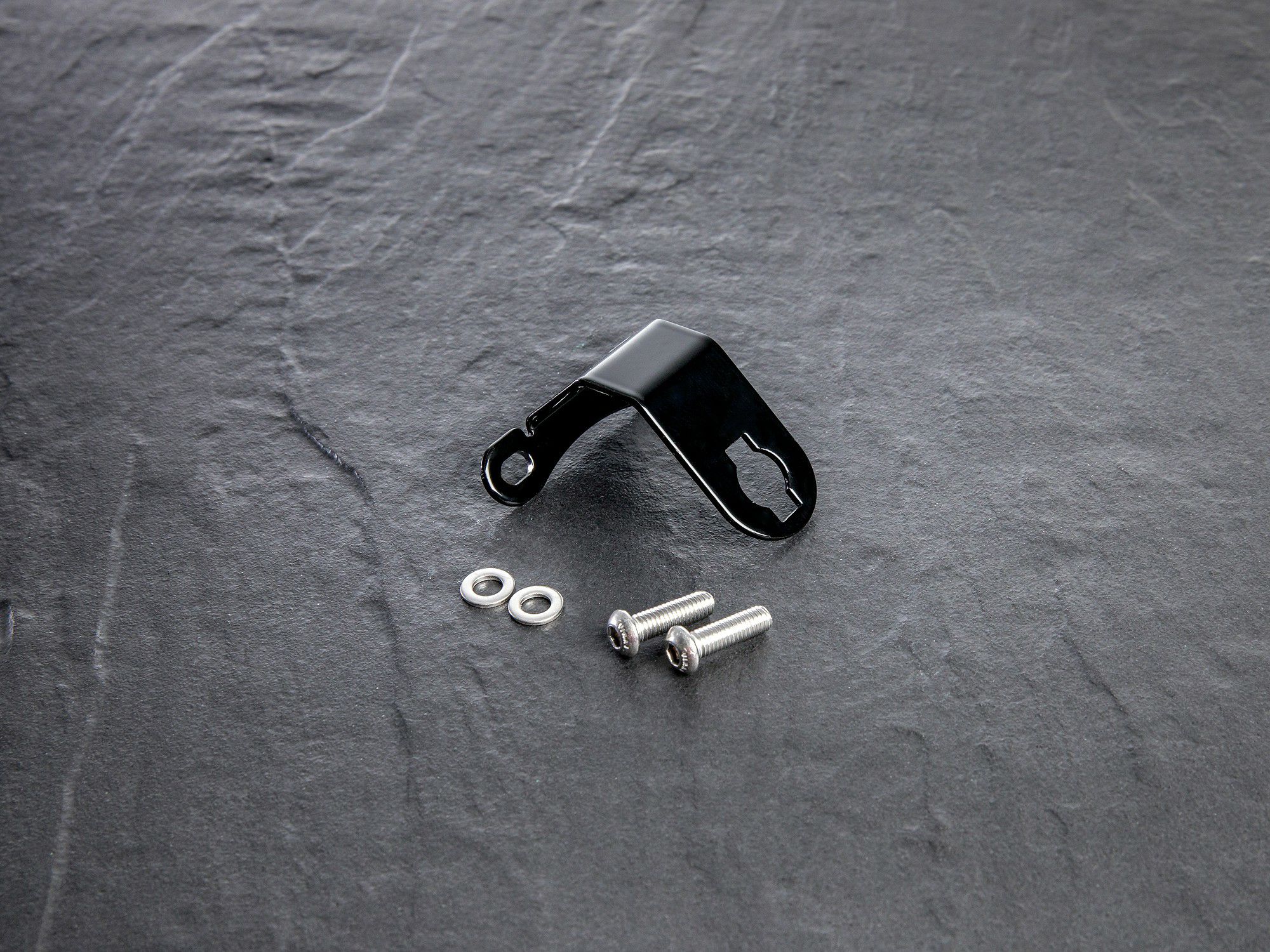 Wunderkind ホーン リロケーション 移設キット トライアンフ ボバー/ブラック 17-21-02