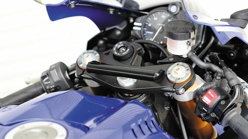 KIJIMA キジマ ハンドルマウントステー ヤマハ YZF-R6-01