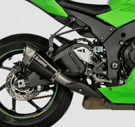 Akrapovic(アクラポヴィッチ)・スリップオンマフラー・チタン・ZX10-R 