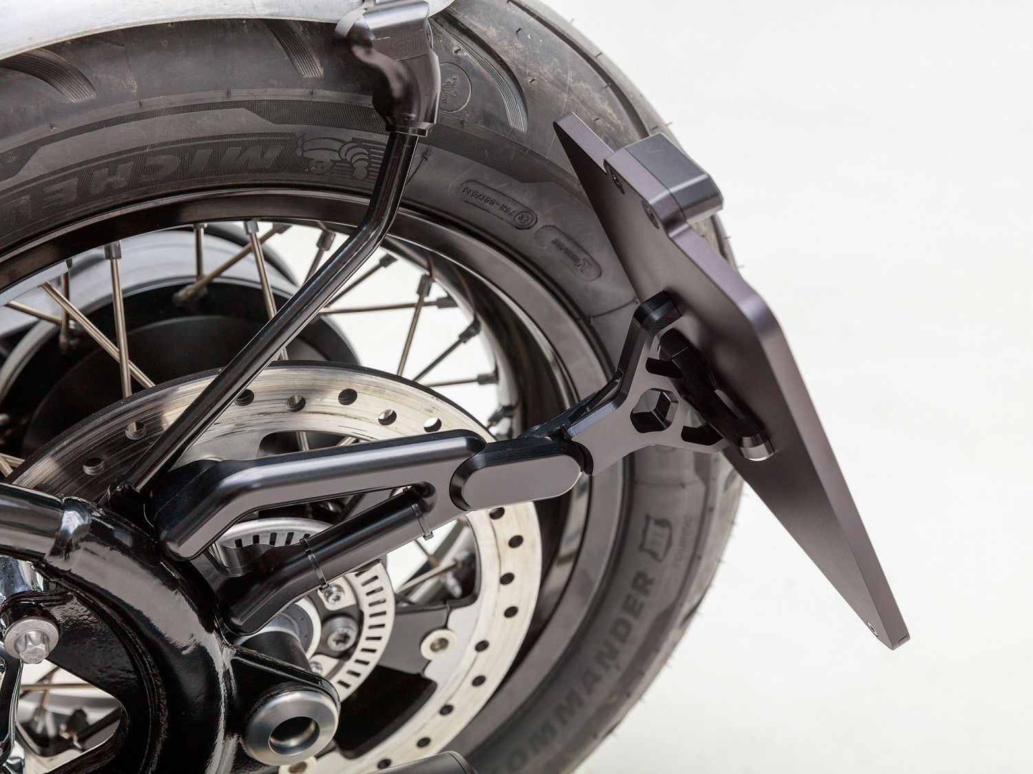 Wunderkind・ナンバープレート・アジャスタブル サイドマウントキット・BMW R18 20--04
