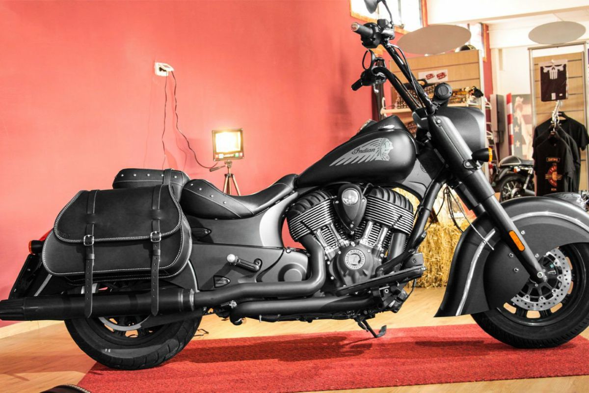 エンズクォイオ(Endscuoio) Apache レザー サイドバッグ 右側 Indian Chief インディアン-02