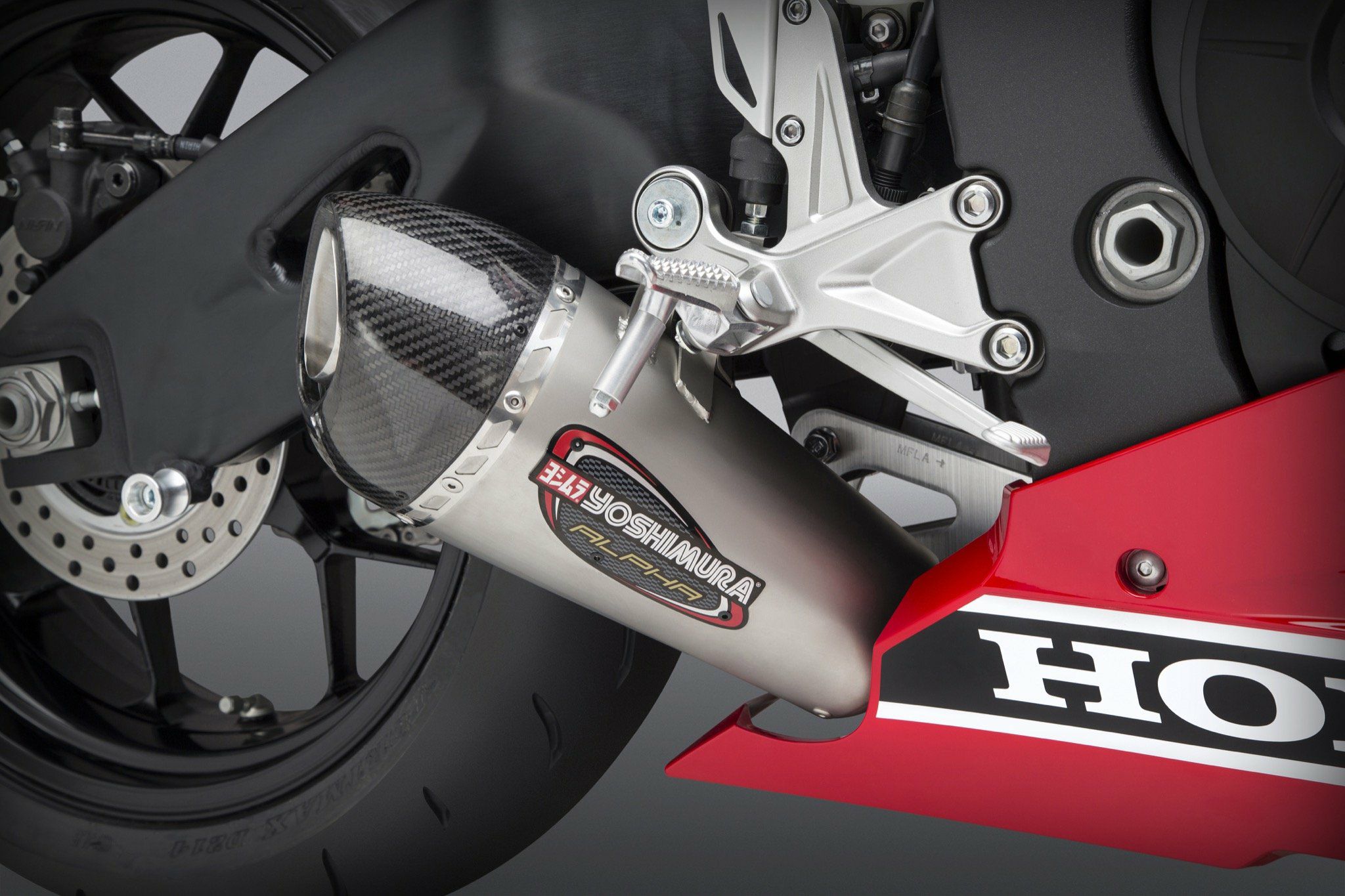 ヨシムラUSA アルファT レース ステンレス フルエキゾースト マフラー ホンダ CBR1000RR/SP/SP2-03