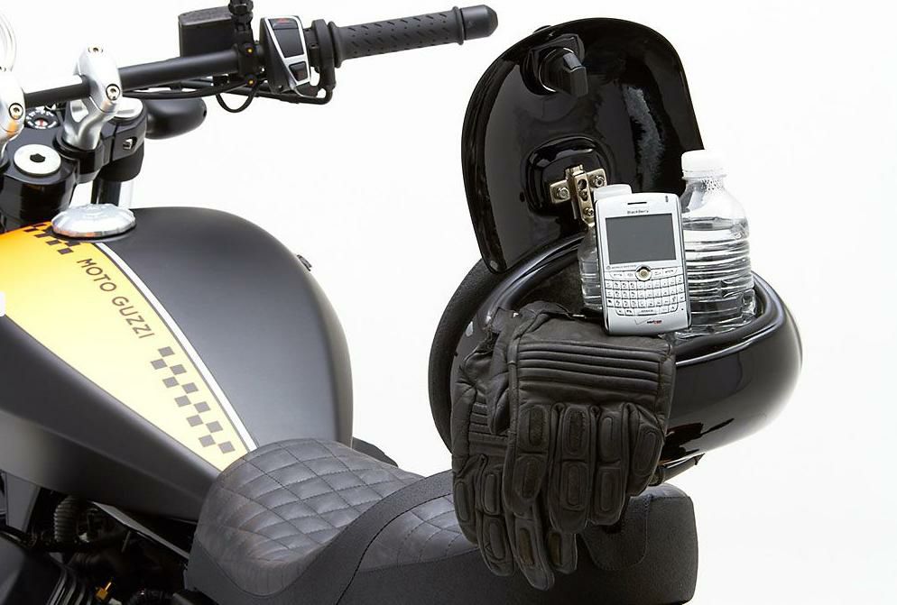 Corbin ガンファイター レディーサドル シート MOTOGUZZI(モトグッツィ) V9 Bobber & Bobber Sport (ボバー/ボバースポーツ)-05