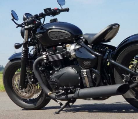 Motone(モートーン）クラッチバッジ カバー オールブラック トライアンフ-02