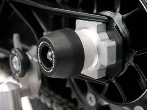 EVOTECH PERFORMANCE スピンドル リア アクスルスライダー ハスクバーナ スヴァルトピレン/ヴィットピレン 701-02