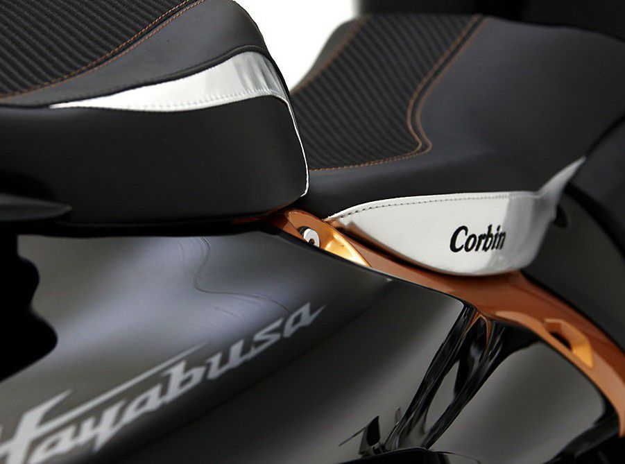 Corbin (コルビン) フロント サドル シート 2021- GSX1300R 隼-07