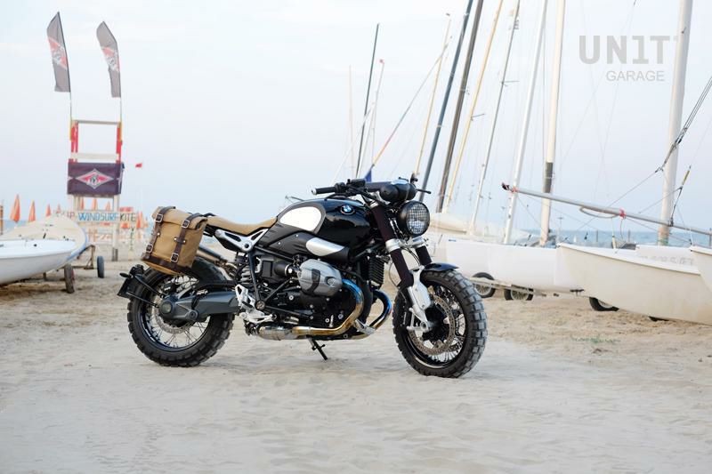 BMW R nineT スクランブラー用 バッグマウント UNIT GARAGE-