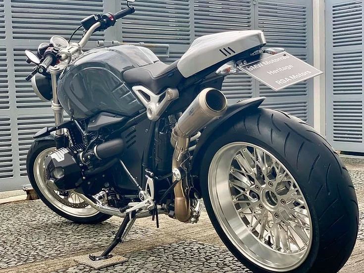 BMW RnineT 14- フェンダーレス ホークアイ ショートテールライト