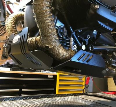 BMW RnineT MEGA オイルクーラー DKdesign BMW RnineT MEGA オイルクーラー シルバー&ブラック DKdesign | バイク