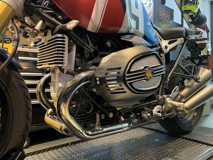 BMW R-nineT 14-20 シリンダーヘッドカバー エンジンガード 左右セット TYPE-A DKdesign-05