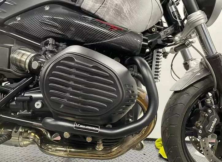 BMW R-nineT 14-20 シリンダーヘッドカバー エンジンガード 左右セット TYPE-B ブラック Dkdesign-04