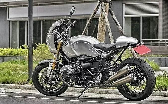 BMW RnineT 14- シングルシートカバー/ハンプカバー シルバー 