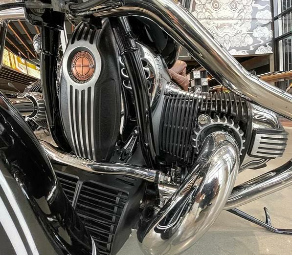 BMW R18/R18 Classic エンジンカバー コントラスト DK design | バイクカスタムパーツ専門店 モトパーツ(MOTO ...