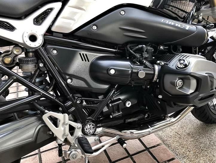 BMW RnineT 14-20 エアボックス サイドカバー DKdesign EXRIDER