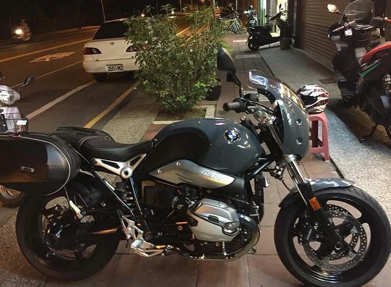 BMW RnineT 14- フロントカウル フェアリング スクリーン