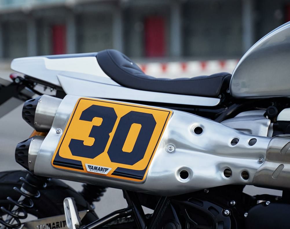 Tamarit タマリットフルエキゾースト マフラー ダカール トライアンフ スクランブラー 1200/XE-01