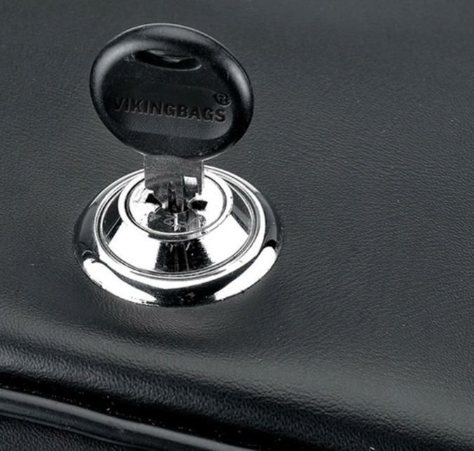 XV1900A ミッドナイトスター/ロードライナー ラージ サドルバッグ