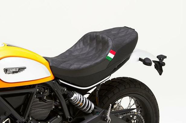 コルビン Ducati スクランブラー 800 シート ガンファイターレディ | バイクカスタムパーツ専門店 モトパーツ(MOTO PARTS)