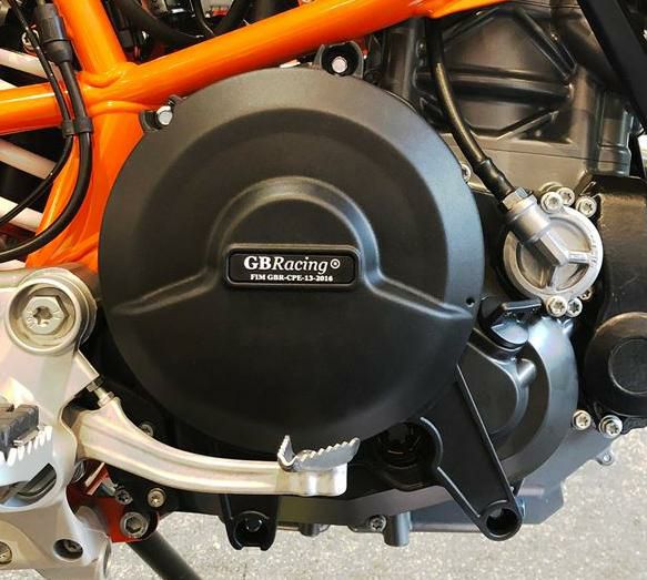 GB Racing クラッチ カバー KTM DUKE690 ハスクバーナ スヴァルトピレン ヴィットピレン701-01