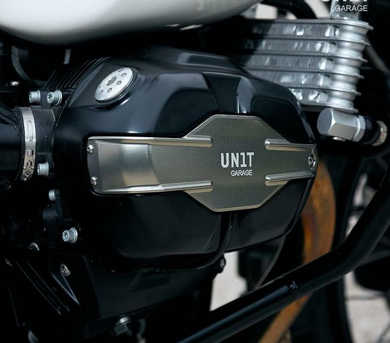 BMW R-nineT R1200GS バルブヘッドカバー エンジンカバー ダークシルバー UNIT GARAGE (ユニットガレージ)-01