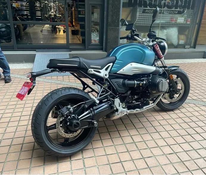 BMW RnineT 2021- シリンダーヘッドカバー エンジンガード 左右セット 