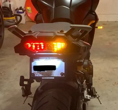 MT-09 トレーサー 2019-2020 ウインカー テールランプ 一体型 MT-09 トレーサー 2019-2020 ウインカー テールランプ 一体型