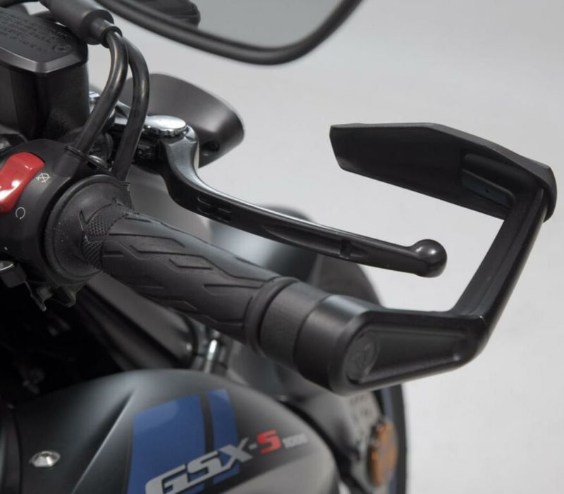 GSX-S1000/GT 21-/22- ウインドプロテクション付 レバーガード SW