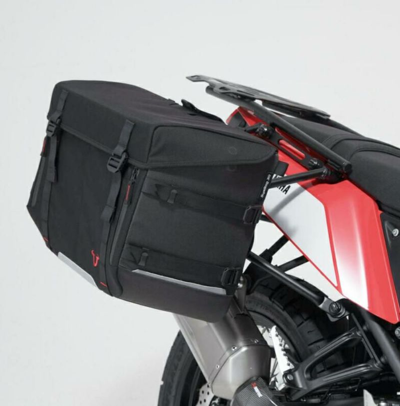 YAMAHA Tenere 700 システムサイドバッグセット 30L/30L SW