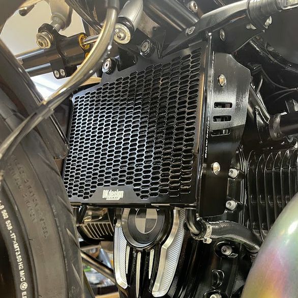 BMW RnineT MEGA オイルクーラー ブラック&ブラック DKdesign | バイク 