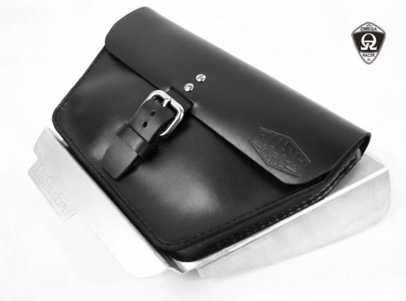 ラッシュカスタム 水冷 ボンネビル バッグ付サイドカバー シルバー