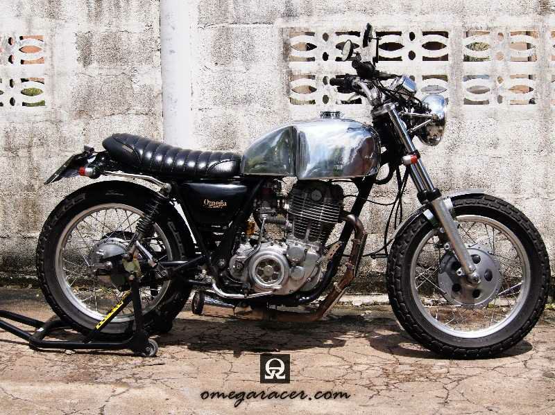 SR400/500 キャブ アルミ フューエルタンク The AJS オメガレーサー 