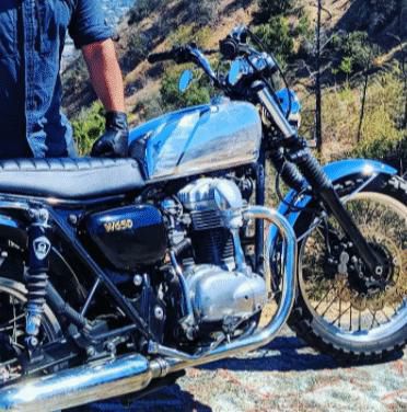 W400 W650 純正ガソリンタンク（W650 シート カワサキ 純正 中古 