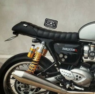 トライアンフ Thruxton(スラクストン)／R |シート|Omega Racer|モトパーツ(MOTO PARTS)