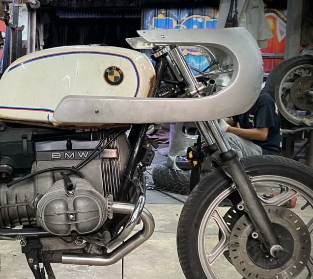 R80/R90/R100 アルミ カフェレーサー カウル フロントカウル フェアリング スリムライン オメガレーサー BMW motorrad |  バイクカスタムパーツ専門店 モトパーツ(MOTO PARTS)