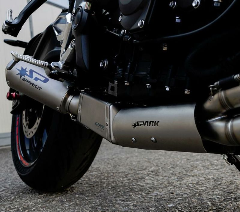 トライアンフ TRIDENT660(トライデント660) |マフラー