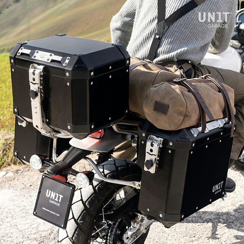 UNIT GARAGE ATLAS アルミサイドパニア(左右セット) 40L/34L ブラック