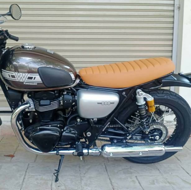 カワサキW800 W650 W400 |シート|バイクパーツ専門店 モトパーツ(MOTO 