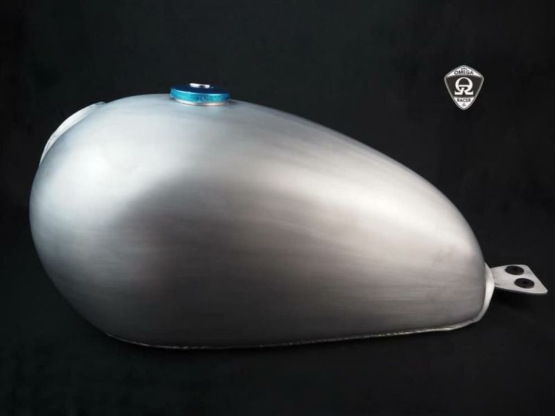 Kawasaki W650 アルミ タンク 