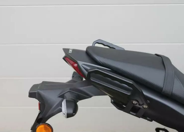 000000030911-02-l.jpg?t=