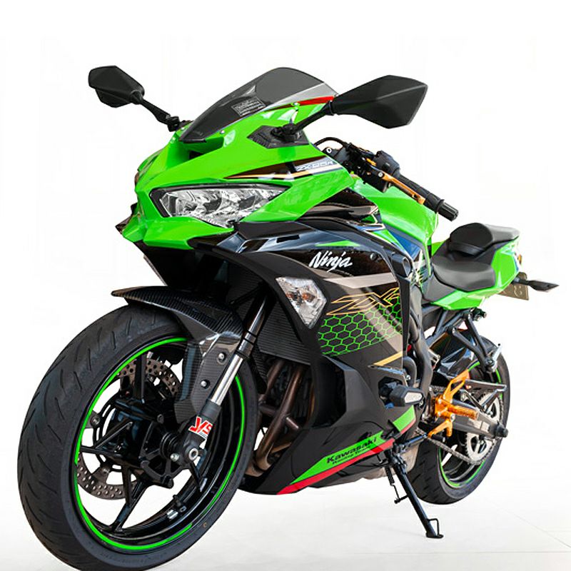 カワサキ ニンジャ ZX-25R カーボン・フロントフェンダー アーキ