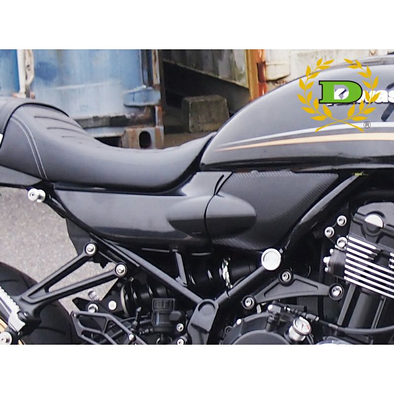 カワサキ Z900RS/CAFE Z1タイプ サイドカバー(右) 未塗装 DOREMI 