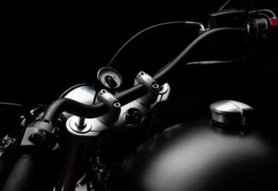 【アウトレット】トライアンフ  22mm径 ブラック ボバースタイル ハンドルバー FCRオリジナル
