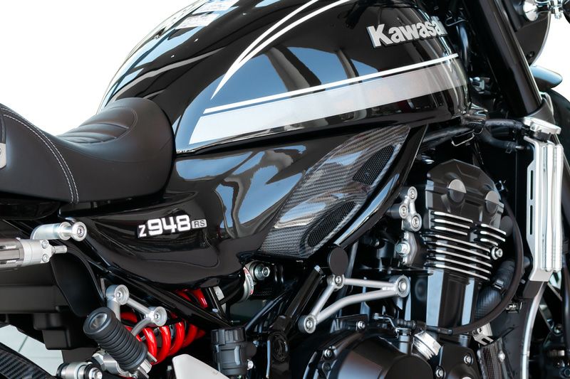 Z900RS PMCアーキ ダブルバブルインテーク Z948エンブレム すばらしかっ