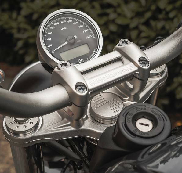 BMW RnineT エンブレム|バイクパーツ専門店 モトパーツ(MOTO PARTS)
