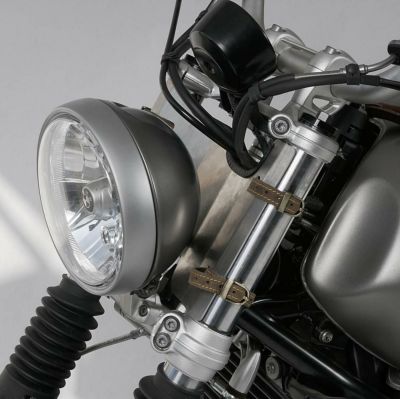 BMW RnineT ヘッドライトプレート  RAISCH