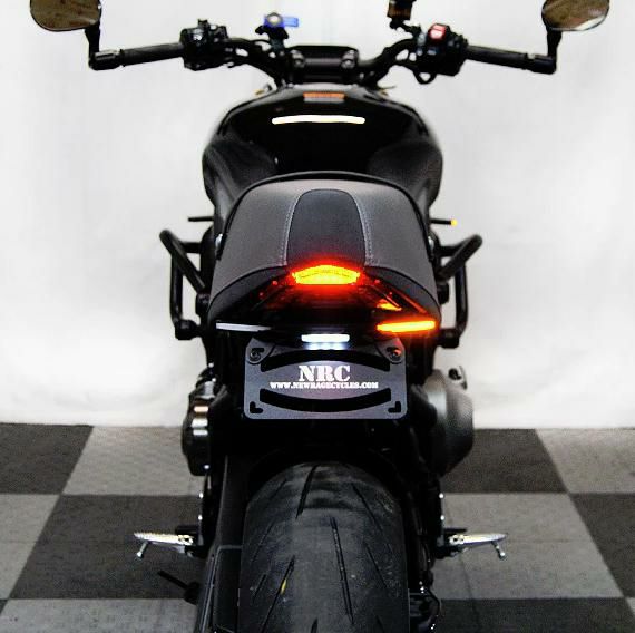 ヤマハ XSR900 2022- フェンダーレスKIT LEDウインカー