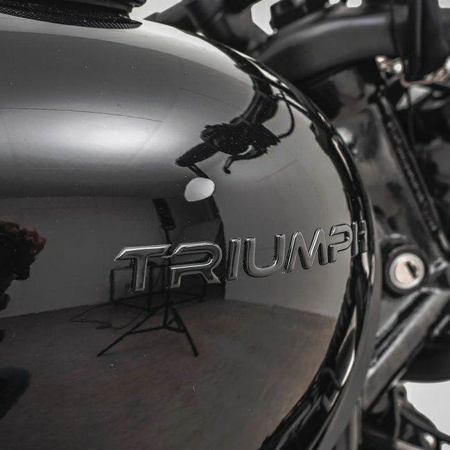 トライアンフ TRIUMPH 3Dロゴステッカー タンクエンブレム RAISCH | バイクカスタムパーツ専門店 モトパーツ(MOTO PARTS)