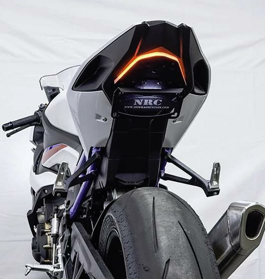 バイク用 LED ウインカー に適合するB-MW S1000R S1000 オートバイ ウインカー LED インジケーター テール BMW  R1250GS M1000RR S1000RR S1000XR S1000R ブレーキランプ内蔵LEDウインカーセット : 厚木オート部品販売社 -  通販 - Yahoo!ショッピング BMW R1250GS M1000RR ... バイクのテールライト 2022 LED ウィンカーライト S1000RR S1000R M1000RR S1000XR R1250G