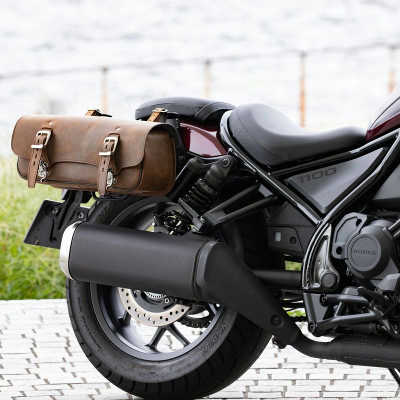 1/6 TOPO アナキン カスタムパーツ 本革帯のみ DEGNER マフラーサイド用 レザーサドルバッグ 6L(ブラウン) | バイク