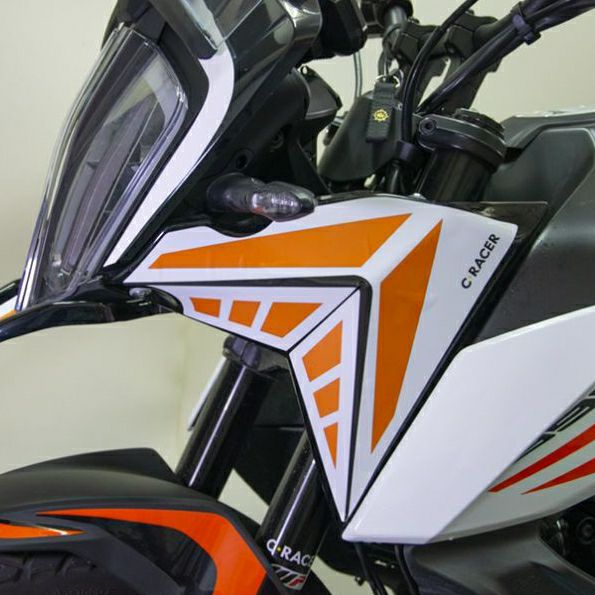 KTM 390アドベンチャー フロントサイドカウル ホワイト C-RACER 